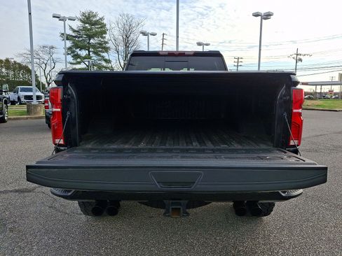 Used 2024 Chevrolet Silverado 2500 ZR2 w/ Snow Plow Prep/Camper Package image 30