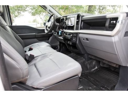 Used 2023 Ford F250 XL w/ 360-Degree Camera Package AWD/4WD image 7