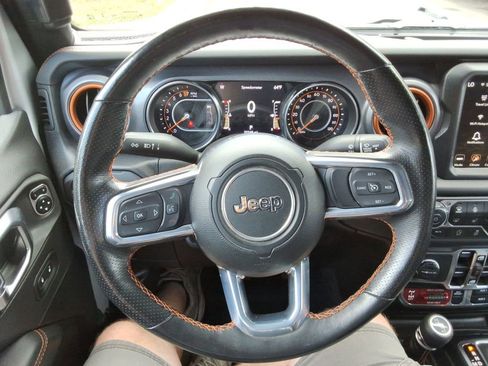 Used 2023 Jeep Gladiator Mojave w/ Cold Weather Group AWD/4WD image 25