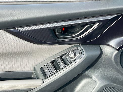 Used 2021 Subaru Crosstrek 2.5i Sport w/ Moonroof Package image 17