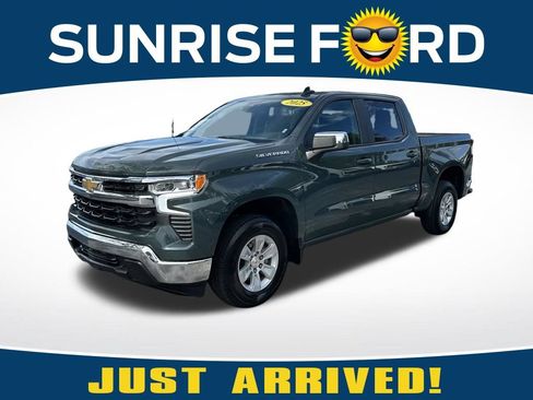 Used 2025 Chevrolet Silverado 1500 LT RWD image 1