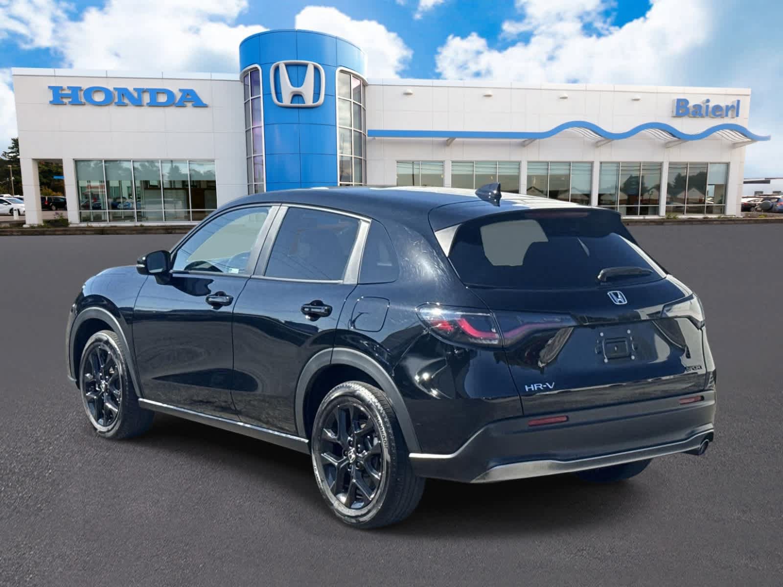 Used 2024 Honda HR-V Sport image 3