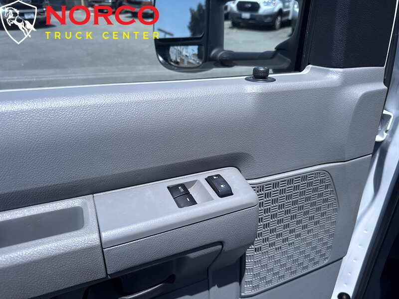 Used 2023 Ford E-350 and Econoline 350 Super Duty w/ Power Windows & Locks Group RWD image 16
