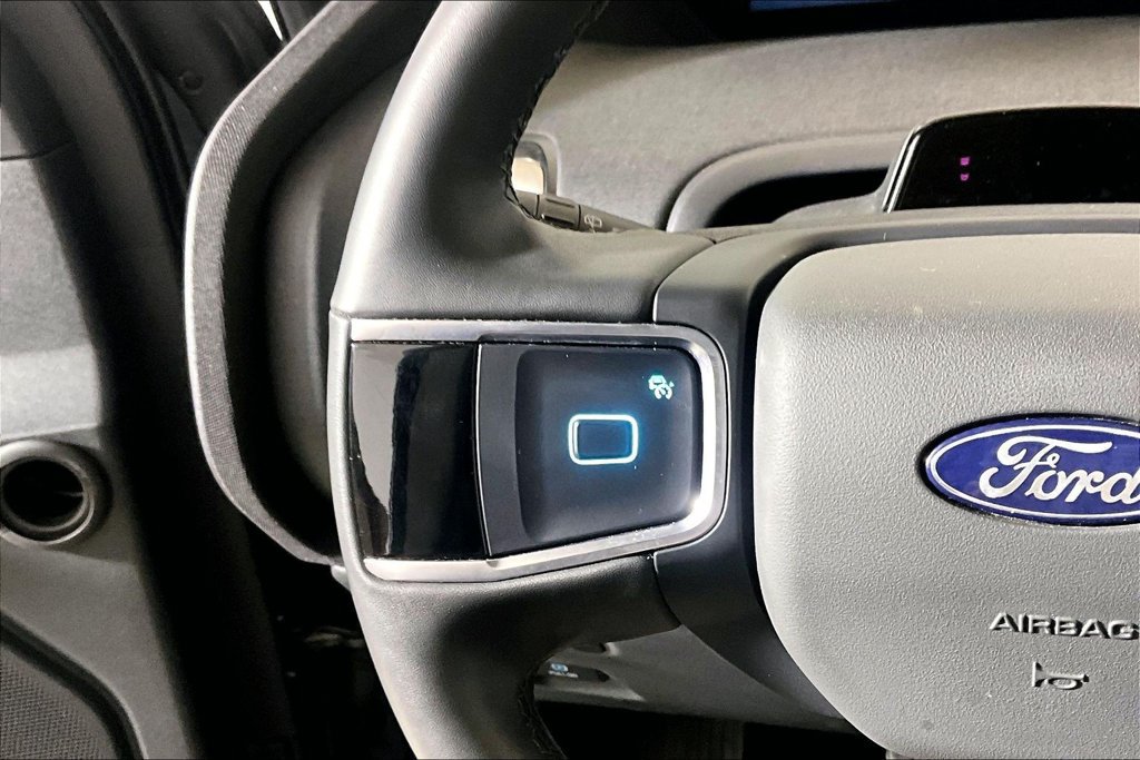 Certified 2025 Ford Expedition Active RWD image 14