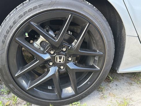Used 2025 Honda Civic Sport image 10