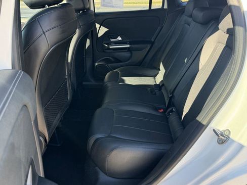 Used 2021 Mercedes-Benz GLA 250 w/ Premium Package image 10