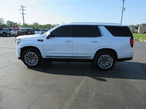 Certified 2023 GMC Yukon Denali Ultimate AWD/4WD image 10