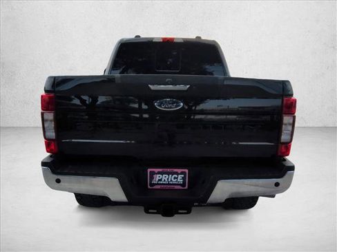 Used 2021 Ford F350 Lariat w/ Chrome Package image 6