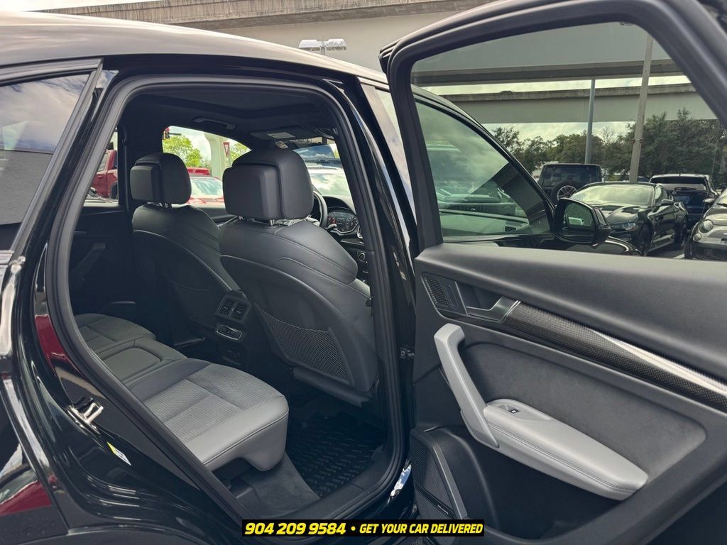 Used 2022 Audi SQ5 Premium Plus w/ Premium Plus Package AWD/4WD image 34
