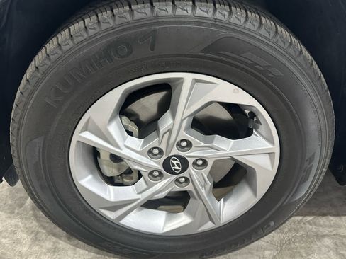 Used 2024 Hyundai Tucson SE image 10