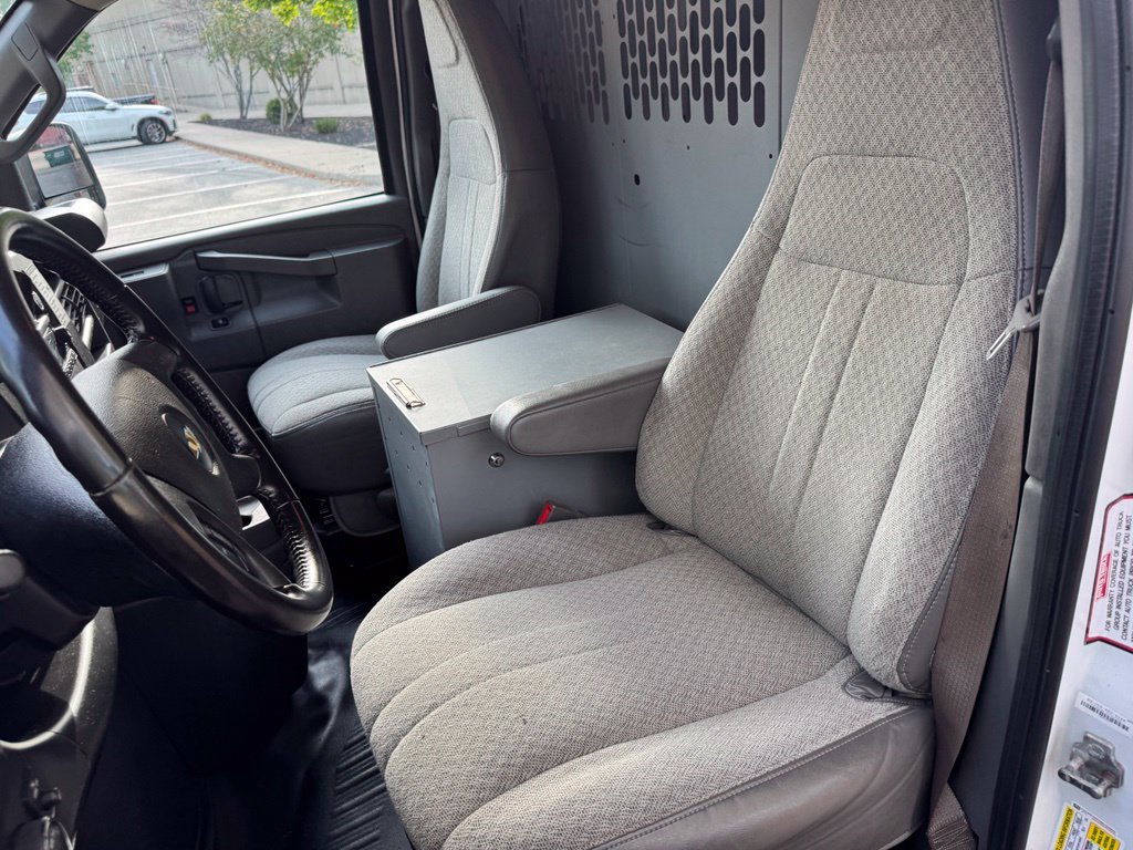 Used 2021 Chevrolet Express 2500 w/ Driver Convenience Package RWD image 21
