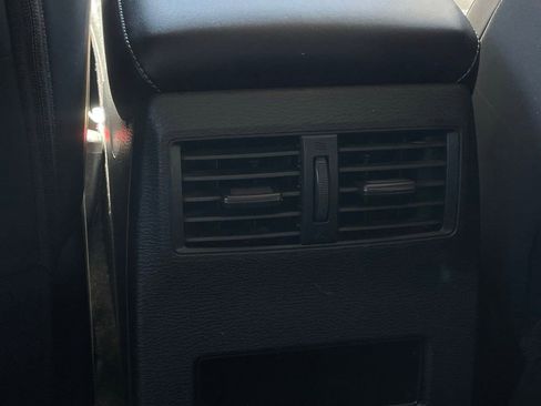 Used 2024 Mitsubishi Outlander SE image 24