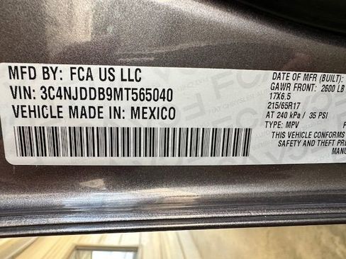 Used 2021 Jeep Compass Trailhawk image 32