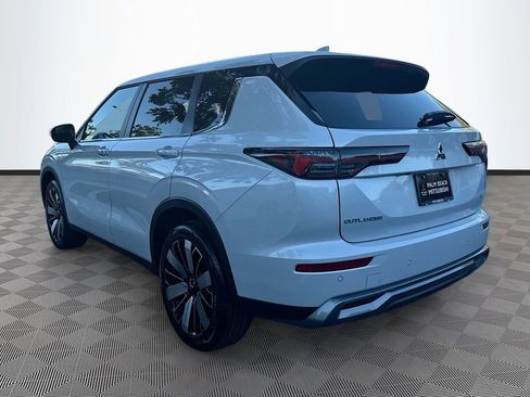 New 2026 Mitsubishi Outlander SE image 7