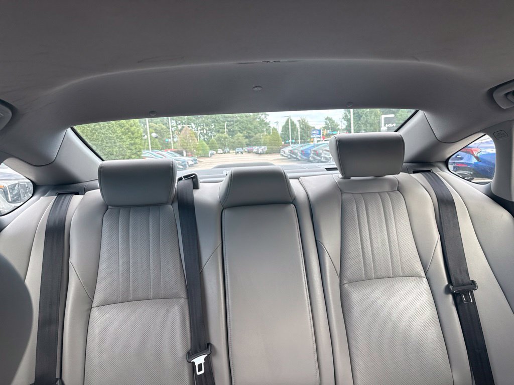 Used 2018 Honda Accord Touring image 13