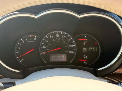 Used 2013 Nissan Quest SV FWD image 18