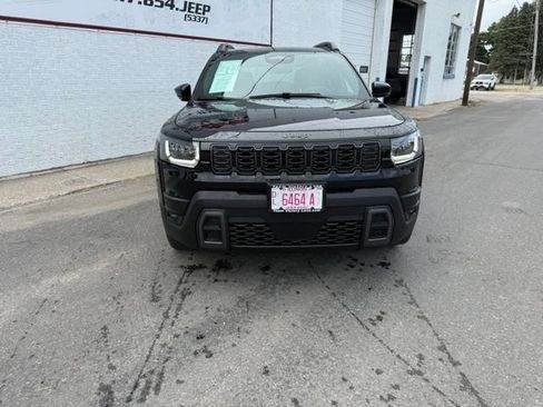 Used 2026 Jeep Cherokee Limited AWD/4WD image 2