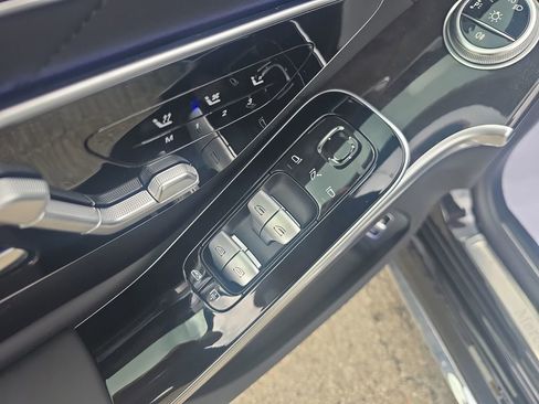 New 2026 Mercedes-Benz S 580e 4MATIC Sedan image 11