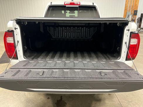 Certified 2025 GMC Canyon Denali image 11