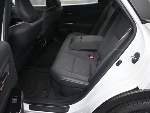 Used 2024 Toyota Crown XLE image 39