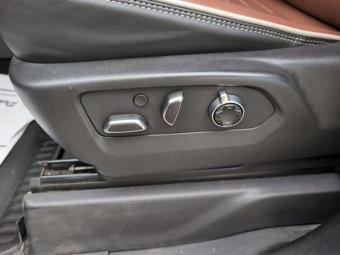 Used 2024 GMC Sierra 2500 Denali Ultimate w/ Max Trailering Package image 15