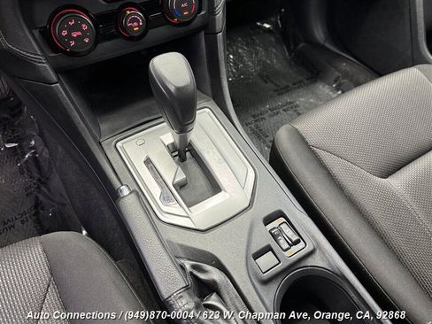 Used 2018 Subaru Impreza 2.0i Premium image 14