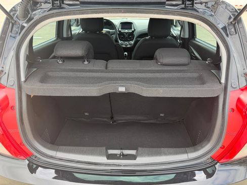 Used 2022 Chevrolet Spark LS FWD image 21