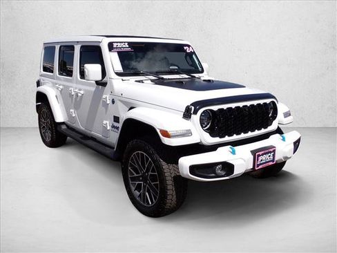 Used 2024 Jeep Wrangler High Altitude AWD/4WD image 6