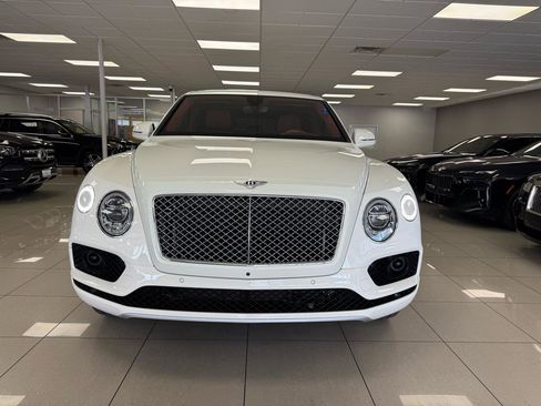 Used 2018 Bentley Bentayga Mulliner AWD/4WD image 4