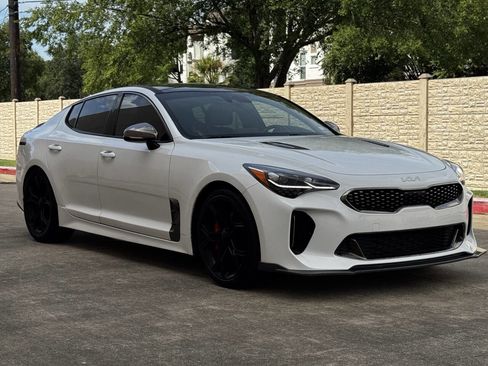 Used 2020 Kia Stinger GT1 image 8
