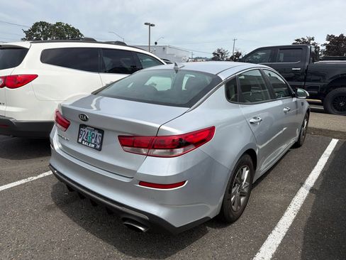 Used 2020 Kia Optima LX FWD image 3