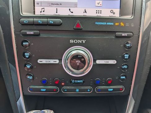 Used 2019 Ford Explorer Platinum image 5