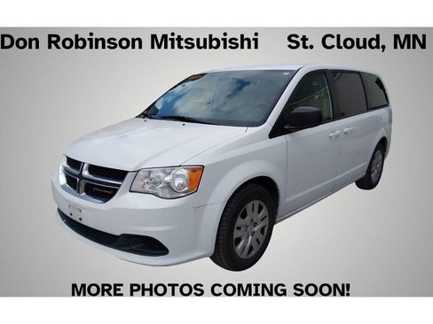 Used 2018 Dodge Grand Caravan SE w/ UConnect Hands-Free Group FWD image 1
