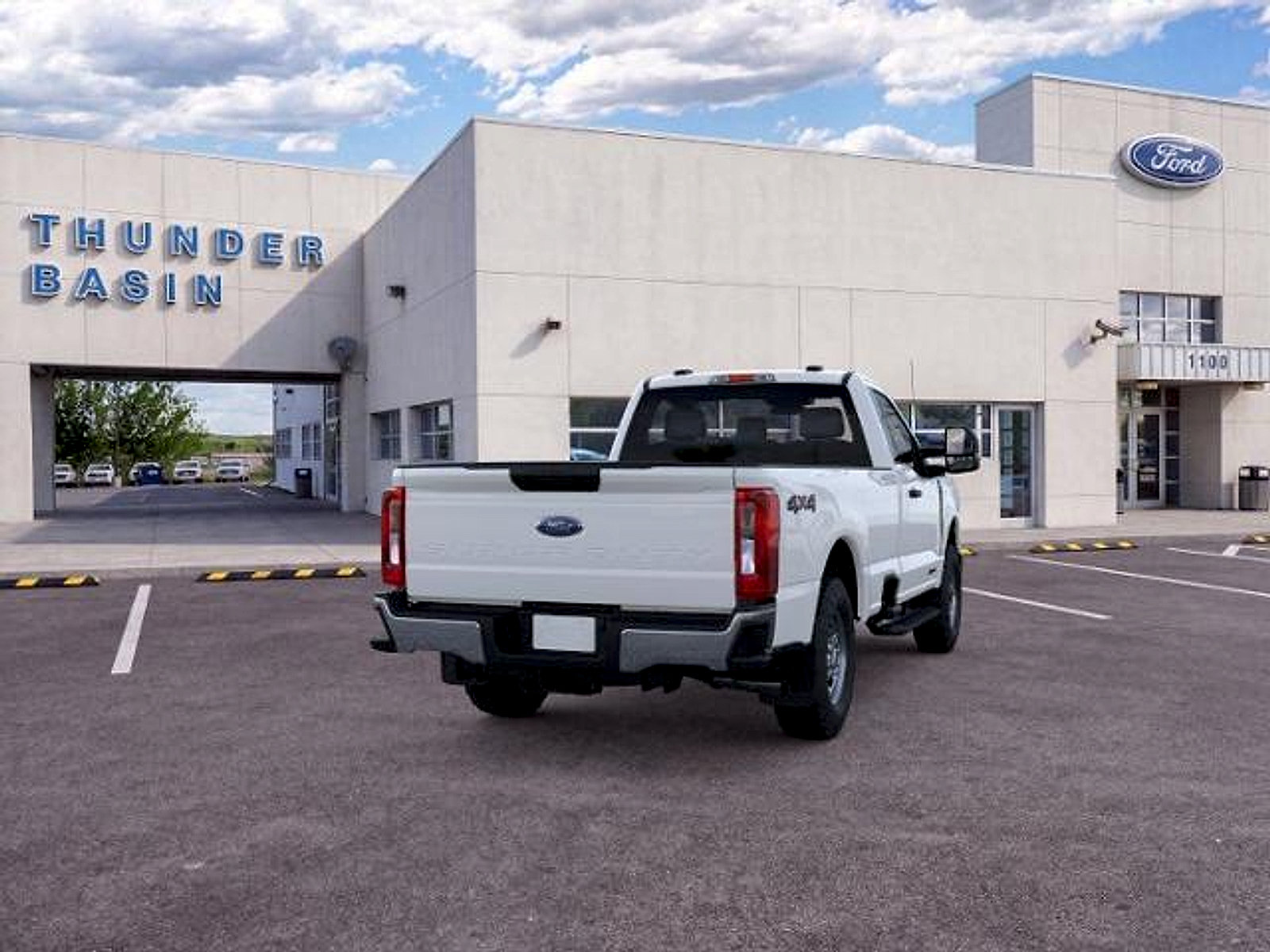 New 2025 Ford F250 XL w/ XL Off-Road Package AWD/4WD image 8