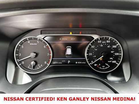 Certified 2026 Nissan Rogue SV AWD/4WD image 31
