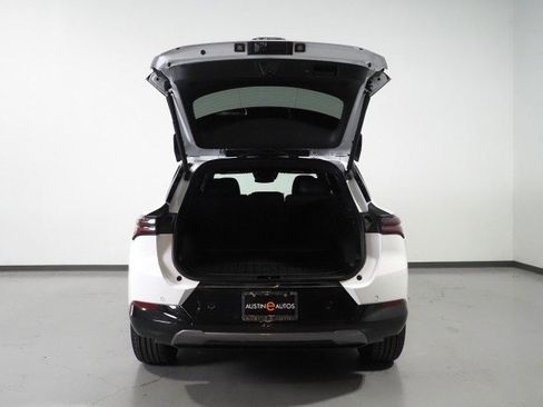 Used 2024 Chevrolet Equinox EV LT image 43