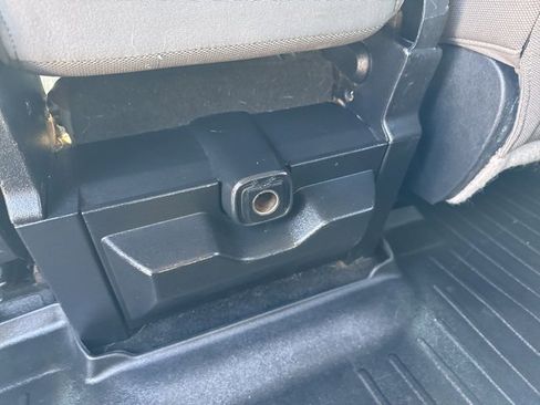 Used 2017 Ford F250 XLT image 26