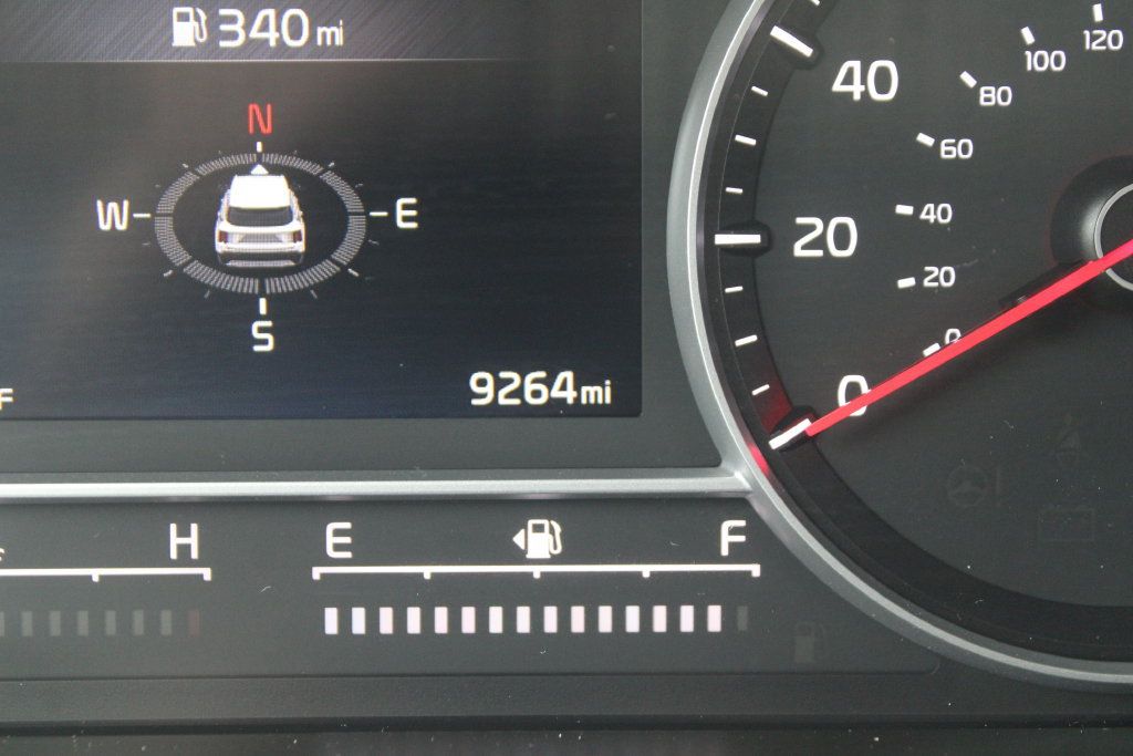 Certified 2023 Kia Sorento EX w/ Panoramic Sunroof Package FWD image 32