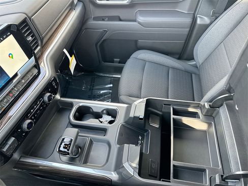 New 2026 Chevrolet Silverado 1500 LT image 24