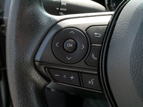 Certified 2025 Toyota RAV4 XLE AWD/4WD image 26