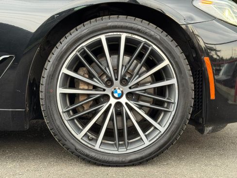 Used 2022 BMW 530i xDrive w/ Convenience Package AWD/4WD image 21