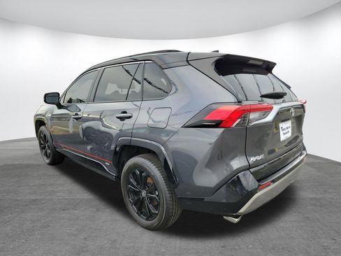 Used 2023 Toyota RAV4 XSE AWD/4WD image 5