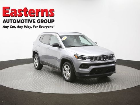 Used 2024 Jeep Compass Latitude AWD/4WD image 46