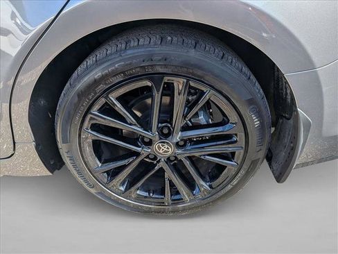 Used 2025 Toyota Camry SE image 23