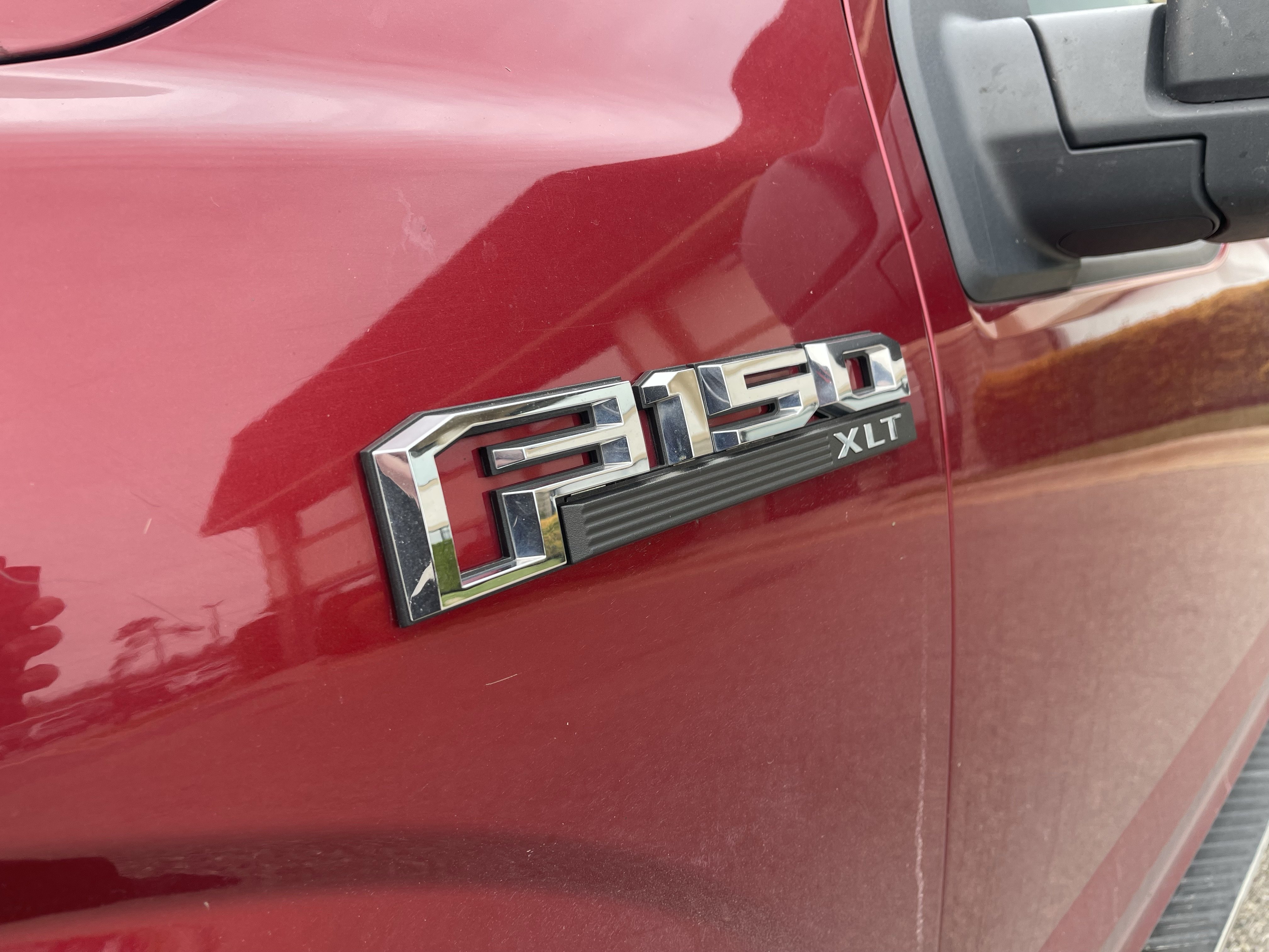 Used 2018 Ford F150 XLT w/ Equipment Group 302A Luxury AWD/4WD image 10
