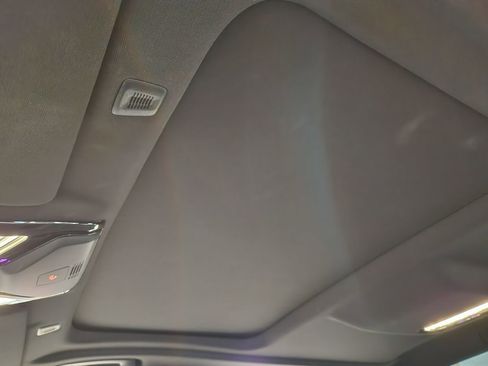 Used 2023 BMW 530i w/ Premium Package image 45