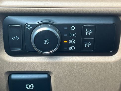 Used 2023 Ford F150 XLT image 12