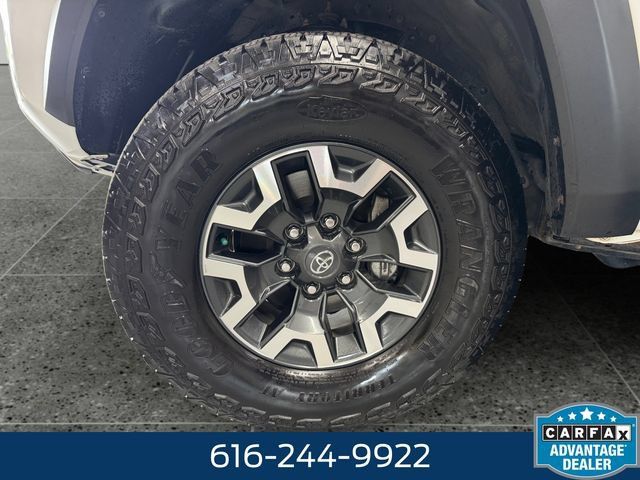 Used 2023 Toyota Tacoma TRD Off-Road AWD/4WD image 24