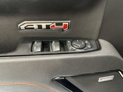 Used 2025 GMC Sierra 1500 AT4 w/ AT4 Premium Package AWD/4WD image 21