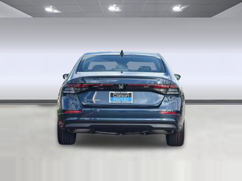 Used 2026 Honda Accord SE image 9